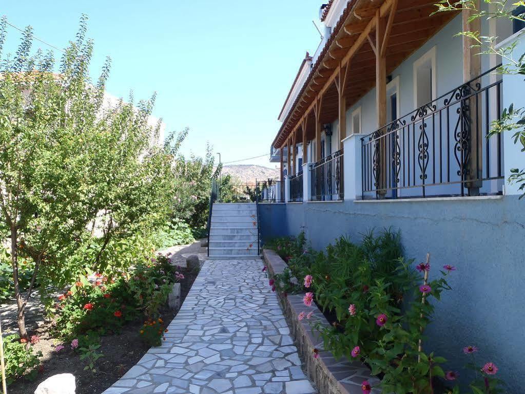 Blue Sky Hotel - Petra - Lesvos - Greece Екстер'єр фото